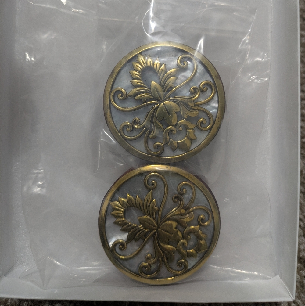 Elegant Gold and Brown Decorative Box - Picture 3 of 4
